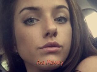 Ava_Maxxey