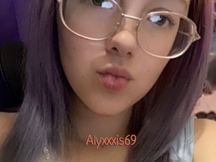 Alyxxxis69