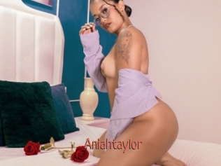 Aniahtaylor
