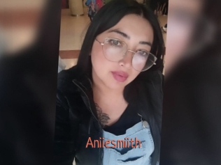 Aniiesmiith