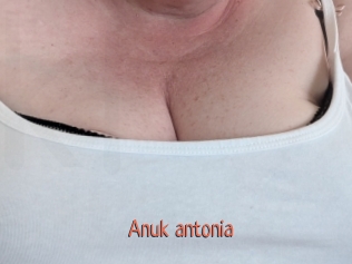 Anuk_antonia