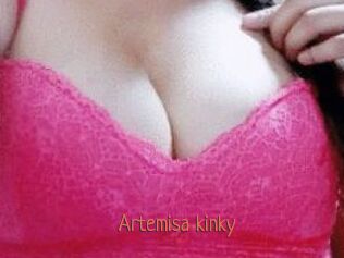 Artemisa_kinky