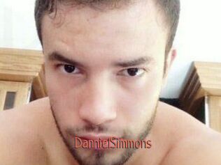 Danniel_Simmons