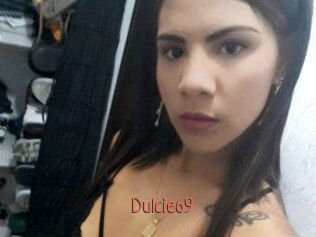 Dulcie_69
