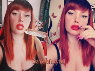 Daniellafoxytall