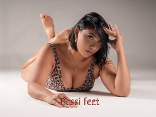 Dessi_feet