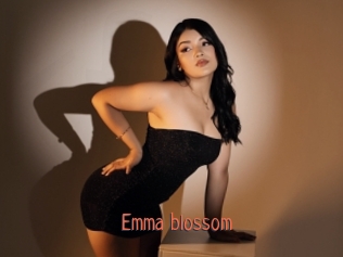 Emma_blossom