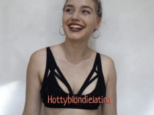 Hottyblondielatina