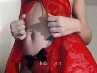 Julia_Lynn