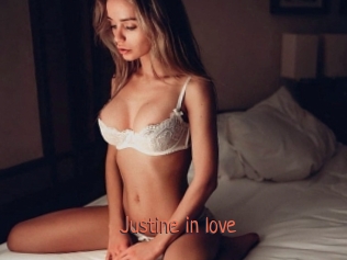 Justine_in_love