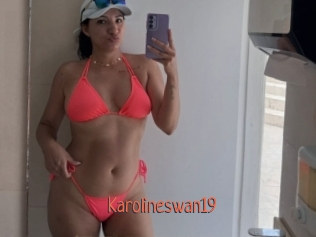 Karolineswan19