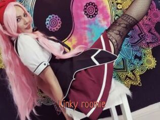Kinky_roomie
