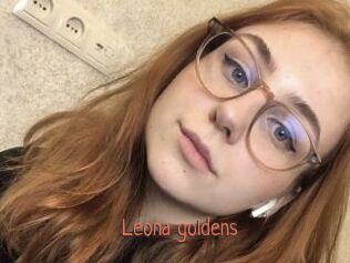 Leona_goldens