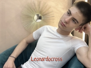 Leonardocross