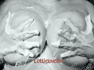 Lottielovexxx