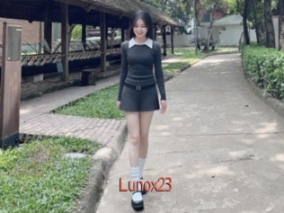 Lunox23