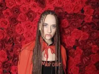 MiaFoxie