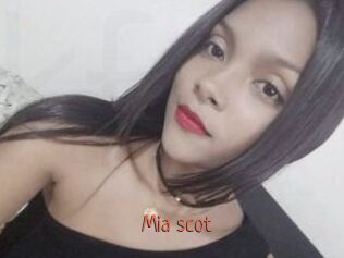 Mia_scot