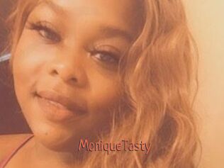 MoniqueTasty