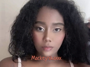 Mackeynikaxxx