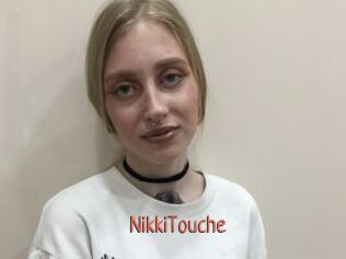 NikkiTouche
