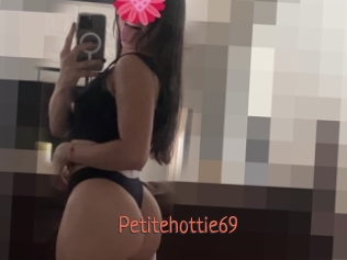 Petitehottie69