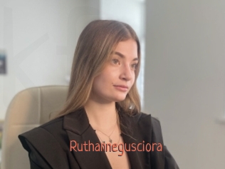 Ruthannegusciora