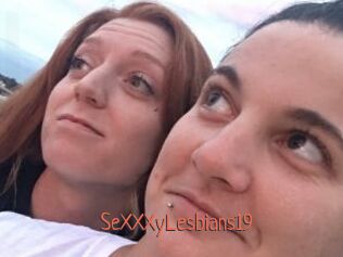 SeXXXyLesbians19