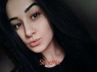 ShineMia