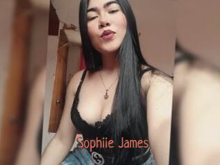 Sophiie_James