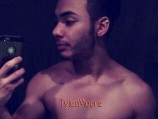 Tyler_Moore