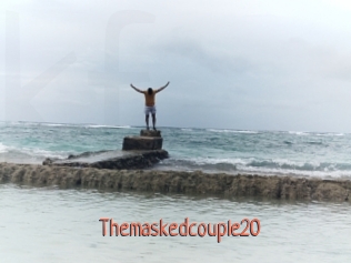 Themaskedcouple20